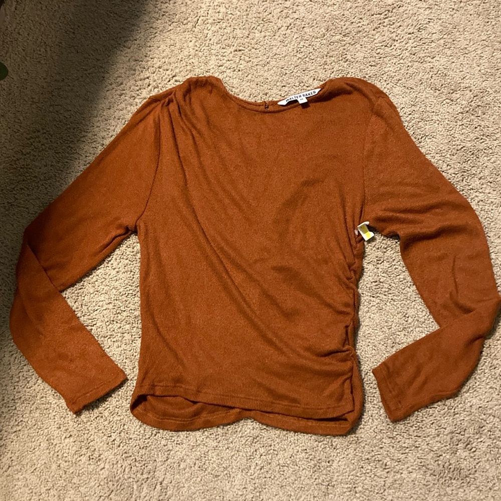 Walter baker top